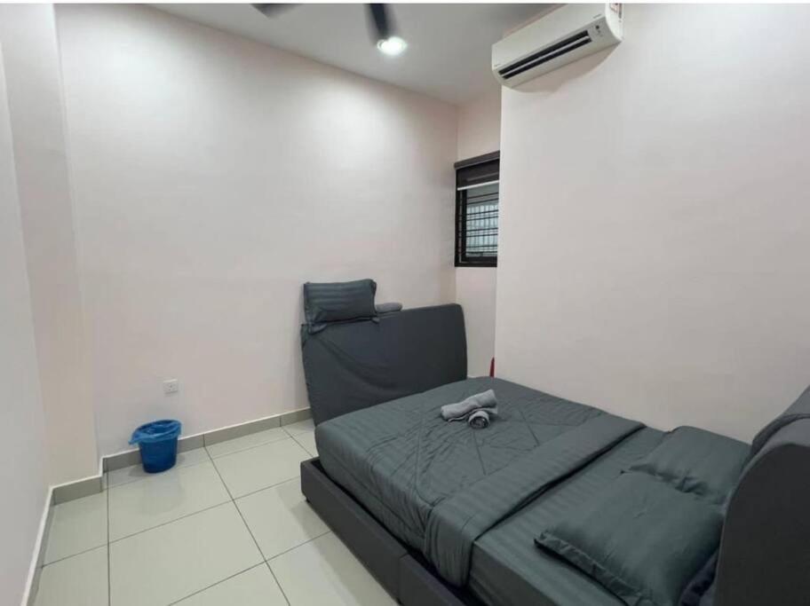 16 Pax Seri Austin Landed House * Johor Bahru